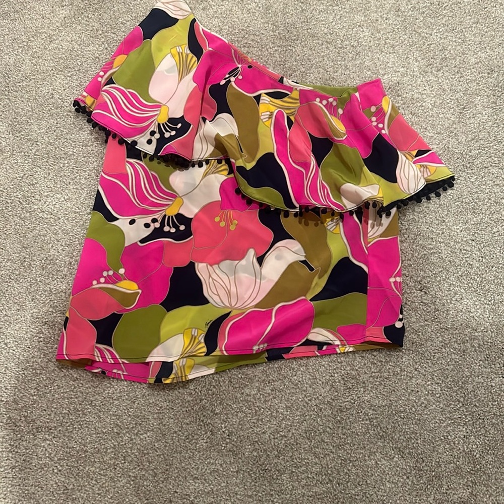 Trina Turk one shouldered floral top size Small